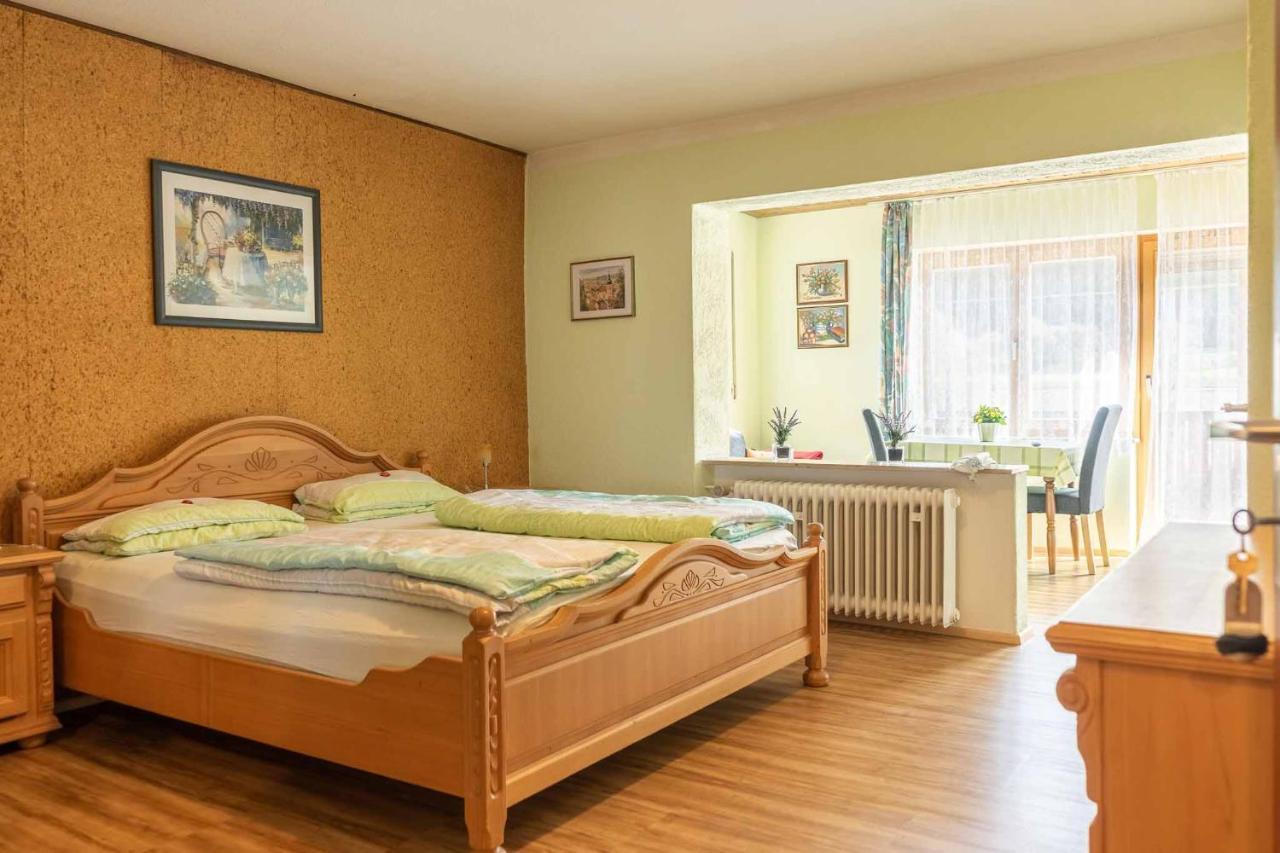 Landgasthof Peterhof Etzelwang Bagian luar foto